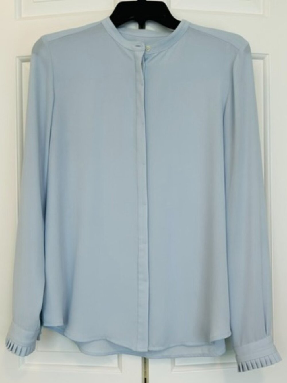 LOFT EUC Pastel Blue Hidden Button Pleated Pearl Cuff Blouse S